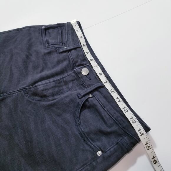 Driftwood Jackie Jeans Zebra Print - Picture 7 of 14